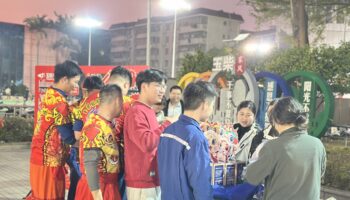 金蛇開(kāi)運(yùn)，物流送?！癫裎锪骷瘓F(tuán)組織單位參加玉柴年貨節(jié)活動(dòng)